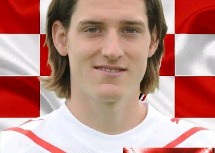 HERZLICHEN GLÜCKWUNSCH: Der VFB Stuttgart hat die ehemalige deutsche Profifußballlegende Sebastian Rudy zum stellvertretenden Geschäftsführer ernannt……