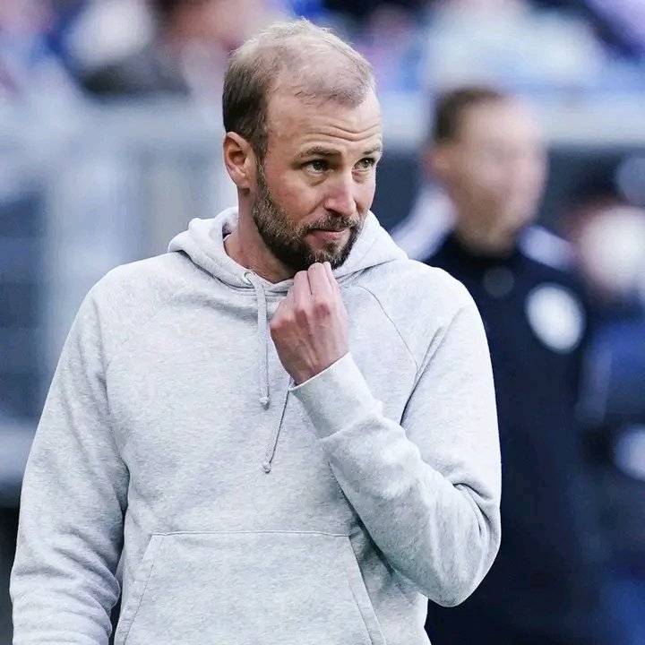 Schock-Nachricht aus Stuttgart! Der VfB Stuttgart hat sich völlig überraschend von Erfolgscoach Sebastian Hoeneß getrennt. Noch vor wenigen Minuten bestätigte der Verein die sofortige Entlassung des Cheftrainers – ein Schritt, den kaum jemand erwartet hatte. Unter Hoeneß spielte der VfB zuletzt begeisternden Fußball und kämpfte sich zurück in die Spitzengruppe der Bundesliga. Fans reagieren fassungslos, Experten rätseln über die Hintergründe. Ein emotionaler Paukenschlag, der ganz Fußball-Deutschland erschüttert!