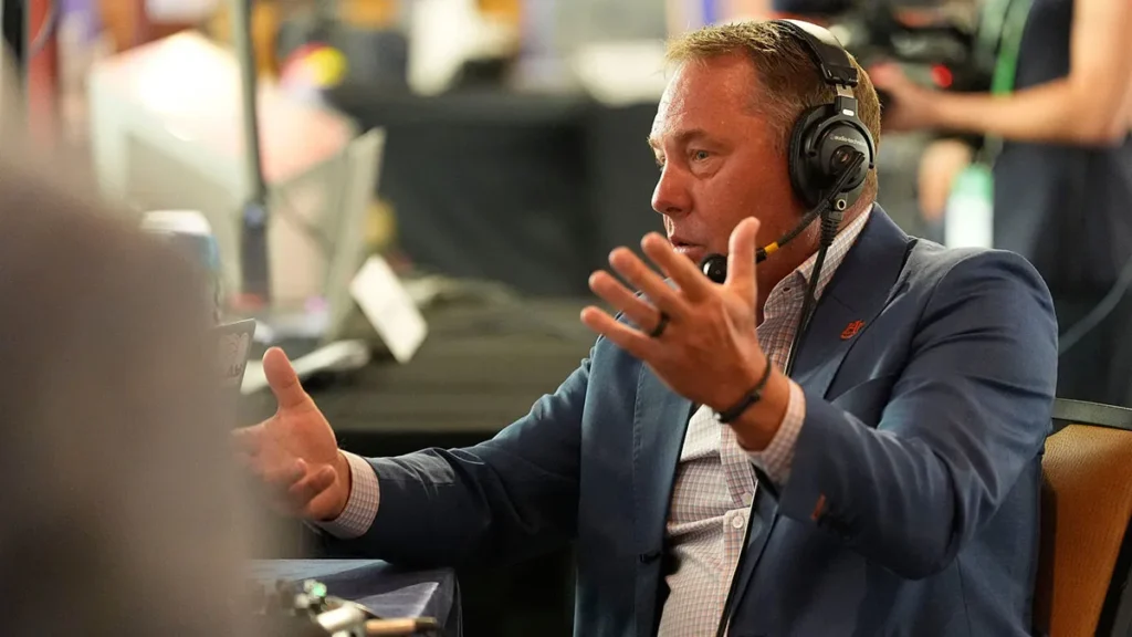 Auburn football HC Hugh Freeze reveals what Tigers must improve after sluggish practice Auburn Tigers head coach Hugh Freeze urges improved effort after a sluggish practice as team prepares for a crucial 2025 football season…..