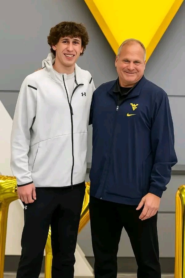 COLLEGE FOOTBALL SHOCKER: Peyton Falzone, the coveted 4-star quarterback, has dropped jaws nationwide by turning down a major Big 12 powerhouse to commit to the West Virginia Mountaineers! The surprise move leaves fans and analysts reeling, as Morgantown becomes the new home for one of the nation’s top signal-callers. This stunning decision immediately boosts WVU’s recruiting class, sends shockwaves through rival programs, and could redefine the Mountaineers’ future. A bold, game-changing commitment that no one saw coming! Full details below