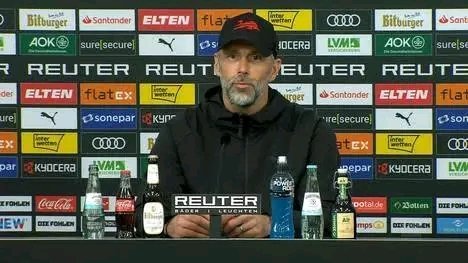 FIXER DEAL? Marco Rose auf Bayer-Leverkusen-Shortlist! SCHOCK-BOMBE in der Bundesliga: Marco Rose gilt plötzlich als Top-Kandidat für den heiß begehrten Trainerposten bei Bayer Leverkusen! Insider enthüllen, dass die Klubführung bereits intensive Gespräche führt – und ein schneller Durchbruch möglich ist. ⚡️ Mit Roses Erfahrung und seiner kompromisslosen Spielidee könnte Leverkusen eine neue Ära einläuten. Fans sind sprachlos: Steht ein Mega-Coup kurz bevor? ⚽️ Ein Szenario, das den deutschen Fußball erschüttern würde!