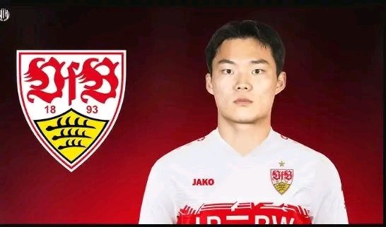 TRANSFER-BOMBE IN STUTTGART! VfB Stuttgart hat die Schlagzeilen der Fußballwelt im Sturm erobert: Der Deal mit dem südkoreanischen Torjäger Oh Hyeon-gyu ist offiziell – doch gleichzeitig sorgt eine unglaubliche Wendung für Schockwellen! ⚡ Der Ex-Celtic-Star sollte für satte 24 Millionen Pfund das Angriffszentrum der Schwaben verstärken, doch der hochkarätige Mega-Transfer scheiterte im letzten Moment spektakulär. ❌ Fans zwischen Jubel und Fassungslosigkeit: Stuttgart steht mitten in einem Drama, das Fußball-Europa erschüttert! ⚽