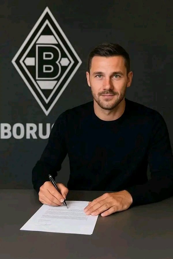 Beben am Borussia-Park! Es ist offiziell: Eugen Polanski wird neuer Cheftrainer von Borussia Mönchengladbach. Der 39-Jährige, einst als kompromissloser Mittelfeldstratege gefeiert, steigt nun als permanenter Coach in die erste Reihe auf – ausgestattet mit einem hochdotierten Vertrag. Schon als Spieler prägte er die Fohlen mit Einsatz und Leidenschaft, zuletzt bewies er als Nachwuchscoach sein Händchen für Taktik und Teamführung. Fans feiern die Entscheidung als Rückkehr einer Klub-Ikone, während Experten von einem mutigen Schritt mit großer Signalwirkung sprechen.