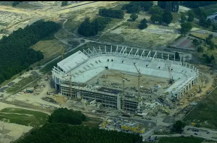 COLLINGWOOD MAKES HISTORY! The Magpies have revealed plans for a stunning new 65,000-seat stadium, set to become their iconic home. This visionary project will honor the rich heritage of Victoria Park while showcasing cutting-edge, futuristic design. After years of anticipation and discussion, Collingwood’s dream stadium is finally coming to life, promising a landmark venue for Aussie Rules football. This bold move will excite Magpie fans everywhere and reshape the future of the sport! ️⚫⚪