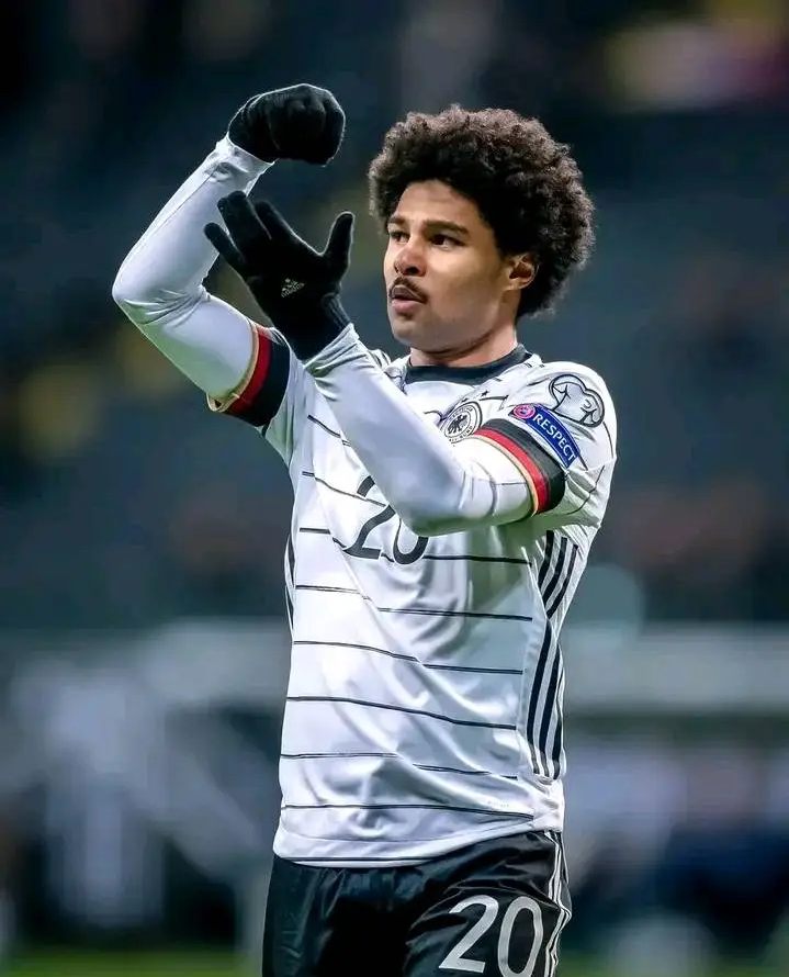 ⚠️ Watch out for this guy! Since the start of the season, he’s been playing on a completely different level – unstoppable, explosive, and ice-cold in front of goal! ⚡ Opponents are panicking, coaches are amazed, and fans can’t stop cheering. His pace, intelligence, and killer instinct make him a true weapon on the field. Give him an inch, and he’ll punish you without mercy – this player is pure danger right now! ⚽