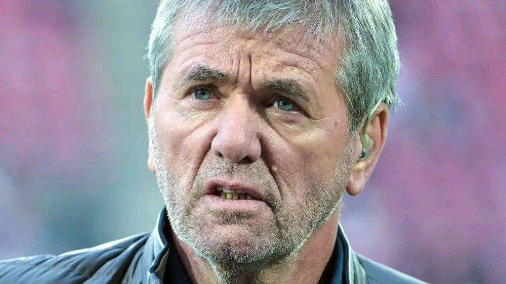 Köln im Gänsehaut-Modus! Die ganze Stadt steht geschlossen hinter Klublegende Friedhelm Funkel! Hunderte Fans versammeln sich mit Kerzen, Schals und Gesängen, um ihrem Helden Kraft zu geben. Pure Emotion am….