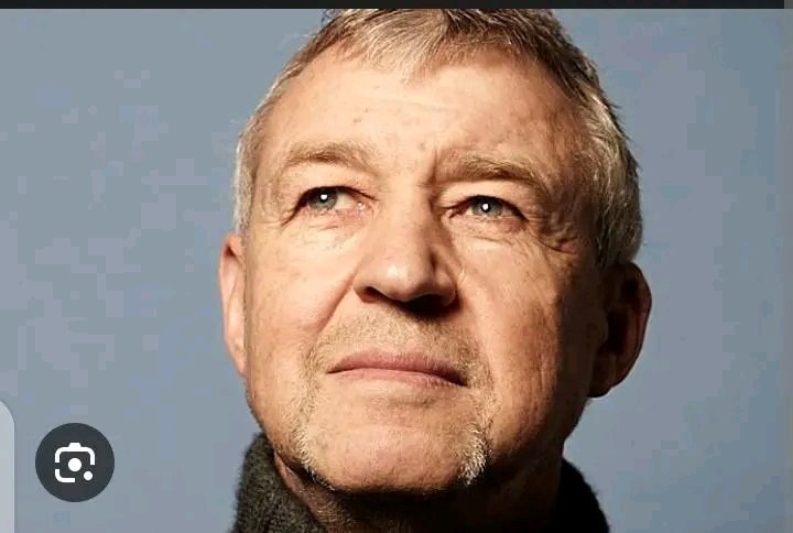 TRAGÖDIE UM VFB-IKONE KARL ALLGÖWER! GANZ STUTTGART ZITTERT – DIE BITTERE WAHRHEIT KOMMT ANS LICHT! ⚽ Ein Held am Ende seiner Kräfte! Karl Allgöwer – der stolze Kämpfer, der Stuttgart mit Herz, Stolz und unvergesslichen Toren zum Glanz führte – steht jetzt im Schatten seiner Vergangenheit. Verlassen, krank und allein – die einstige Legende kämpft still gegen das Schicksal. Doch plötzlich geschieht das Unerwartete: Der VfB Stuttgart reagiert mit einer rührenden Geste, die Fans zu Tränen rührt! Was genau passiert ist, erfährst du hier – die ganze Wahrheit erschüttert ganz Deutschland!