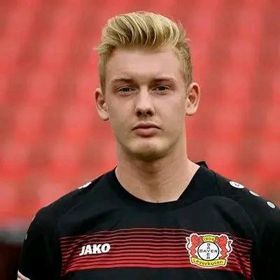 TRANSFER-BOMBE IN DER BUNDESLIGA! Julian Brandt kehrt spektakulär zu Bayer Leverkusen zurück – und das mit einem MEGA-VERTRAG! Fans und Experten sind gleichermaßen geschockt, nachdem der Starspieler seinen überraschenden Wechsel offiziell unterschrieben hat. Wird Brandt die Werkself wieder an die Spitze führen? Diese Sensation verändert das Kräfteverhältnis in der Liga dramatisch – ein Deal, der die Bundesliga erschüttert und alle Diskussionen neu entfacht!