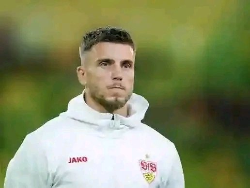 STUTTGART-SCHOCK: DEMIROVIĆ ZÜNDET TRANSFER-BOMBE! In einer unglaublichen Wendung, mit der niemand gerechnet hat, hat Stuttgart Mittelfeld-Sensation Demirović bis 2030 verlängert – und schickt damit Schockwellen durch die Bundesliga! Nachdem er ein atemberaubendes £100-Millionen-Angebot von Union Berlin und Bayern München abgelehnt hat, bindet sich der Superstar langfristig an den VfB. Insider berichten, dass der Deal alle bisherigen Klubrekorde sprengt. Fans können es kaum fassen – Stuttgart gelingt einer der größten Vertrags-Coups der deutschen Fußballgeschichte. Absolute Bombe!