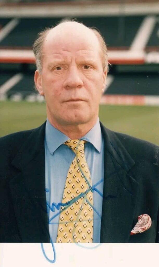 DERBY COUNTY STUNS THE FOOTBALL WORLD! ESPN has just confirmed a monumental tribute: Derby County will immortalize legendary manager Jim “The Bald Eagle” Smith with a stunning bronze statue at Pride Park! The mastermind who reignited belief, rebuilt identity, and led the Rams into a golden era will now stand forever in club history. This breathtaking honor sends shockwaves through English football — a powerful reminder of the man whose fierce passion and leadership changed everything. ✨ A giant returns home in bronze!