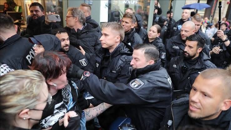 Tragischer Tag in Dortmund – Tränen und Chaos nach schockierender Nachricht Tränen und Chaos in Dortmund – ein tragischer Tag erschüttert den Verein in seiner tiefsten Seele
