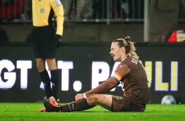 : -̈ — Ein dunkler Tag für den VfB Stuttgart: Der