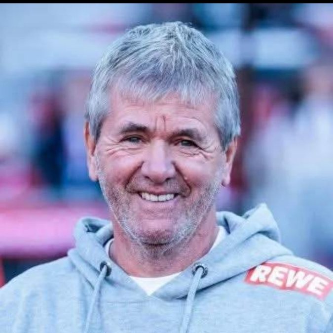 Friedhelm Funkel: Die Seele des FC – Eine ganze Stadt steht hinter ihrem Trainer
