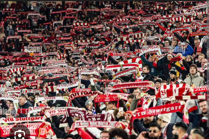 SCHOCKIERENDE WELT-SENSATION IN STUTTGART! Die Cannstatter Kurve hat das Unmögliche geschafft – und einen Preis von über einer Million Dollar gewonnen! Die IFFS krönt die Fans des VfB Stuttgart zu den besten Anhängern der Welt! ❤️⚡ Ihre Gesänge lassen den Himmel erbeben, ihre Leidenschaft setzt das Stadion in Flammen, und ihre Liebe kennt keine Grenzen! ⚪ Von Stuttgart in die ganze Welt – pure Emotion, pure Power, pure Fußballgeschichte! ️ #VfB #FanPower #WorldClass