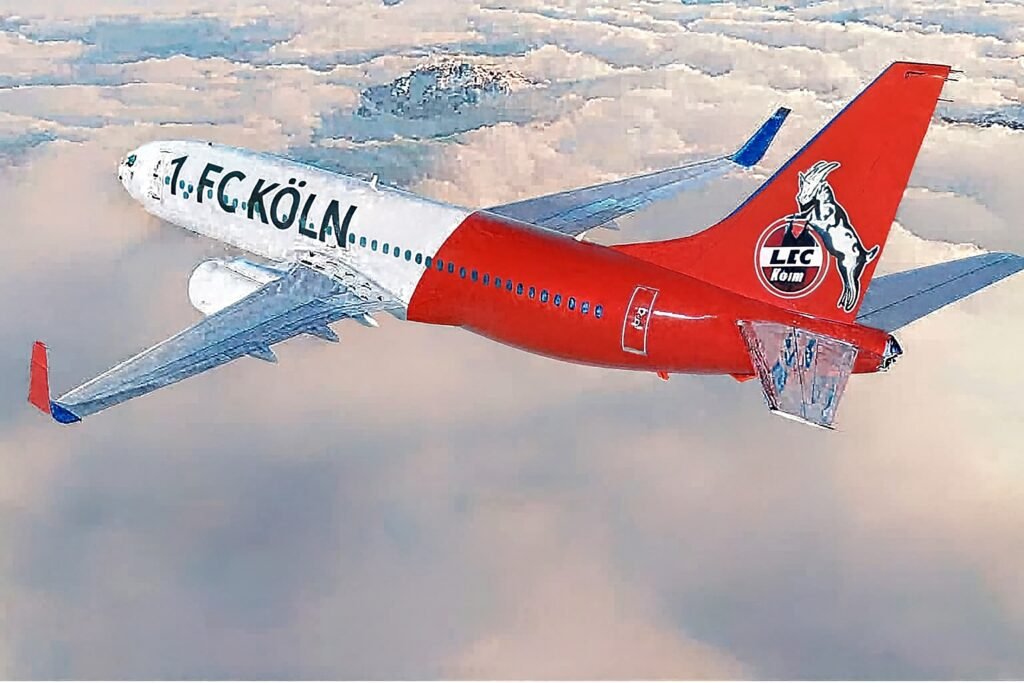 DEUTSCHLAND UNTER SCHOCK! Tragödie im Fußball-Himmel! Das RheinEnergieSTADION versinkt in Tränen – wo gestern noch Jubel hallte, herrscht heute eisige Stille. ⚫️⚪️ Die Nachricht, die keiner fassen kann, trifft mitten ins Herz: Eine unfassbare Tragödie erschüttert den BVB und den 1. FC Köln zugleich. ️ Fans stehen fassungslos, Spieler knien auf dem Rasen – die schwarz-gelbe Leidenschaft verstummt, Köln trauert wie nie zuvor. ️ Ganz Deutschland hält den Atem an – was hier passiert ist, wird Geschichte schreiben.