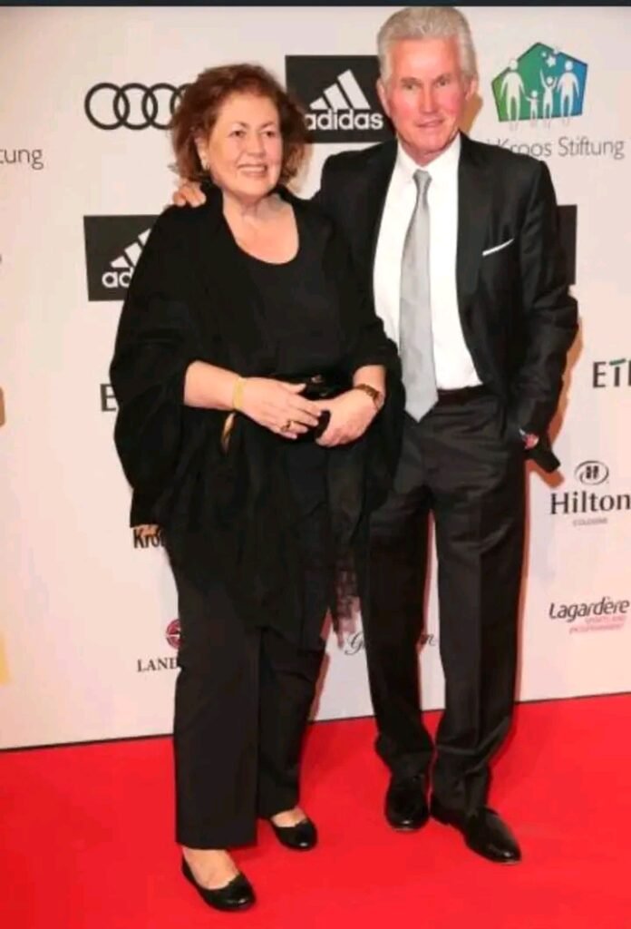 💍Goldenes Jubiläum für die Ewigkeit: Jupp & Iris Heynckes feiern 50 Jahre unerschütterliche Liebe, Vertrauen und gemeinsamen Lebensweg. Ein halbes Jahrhundert voller Stärke, Respekt und tiefer Verbundenheit – ein inspirierendes Beispiel dafür, was wahre Partnerschaft bedeutet. Herzlichen Glückwunsch zu fünf Jahrzehnten Eheglück, in denen Treue, Harmonie und gegenseitige Unterstützung immer im Mittelpunkt standen. Möge diese außergewöhnliche Liebe weiterhin strahlen und Generationen daran erinnern, wie wertvoll ein gemeinsames Leben ist.