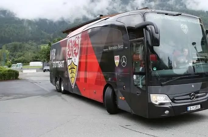 Innovation auf Rädern: VfB Stuttgart setzt neuen Maßstab im Profifußball