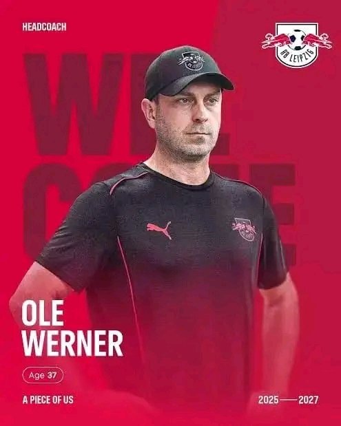 Große Anerkennung für Ole Werner: Der Trainer von RB Leipzig ist für den Titel „Bundesliga-Trainer des Jahres“ von der VDS nominiert. Fans loben seine konstante Arbeit, klare Spielidee und Teamführung. Die Nominierung gilt als Beweis für sein strategisches Geschick und nachhaltigen Erfolg.