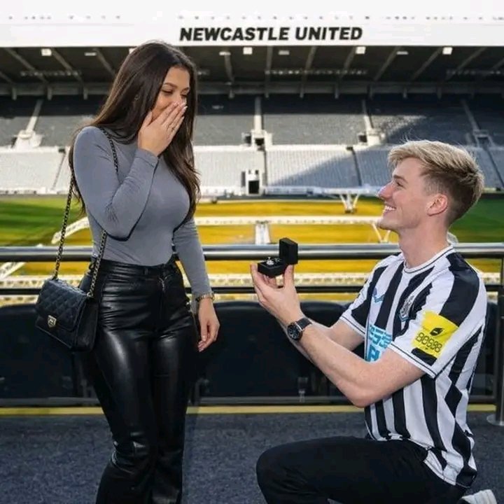 💍⚡ Bombshell Engagement News! ⚡💍 Love is in the air at Newcastle United as star winger Anthony Gordon has officially proposed to his longtime girlfriend Annie Keating! The couple’s joyful announcement sent fans into a frenzy online. But the celebration didn’t stop there — whispers of a major upcoming announcement linked to the club’s “Panthers Board” have supporters buzzing. Congratulations pour in as fans celebrate the romantic milestone and eagerly await the shocking reveal! 🎉⚫⚪💍