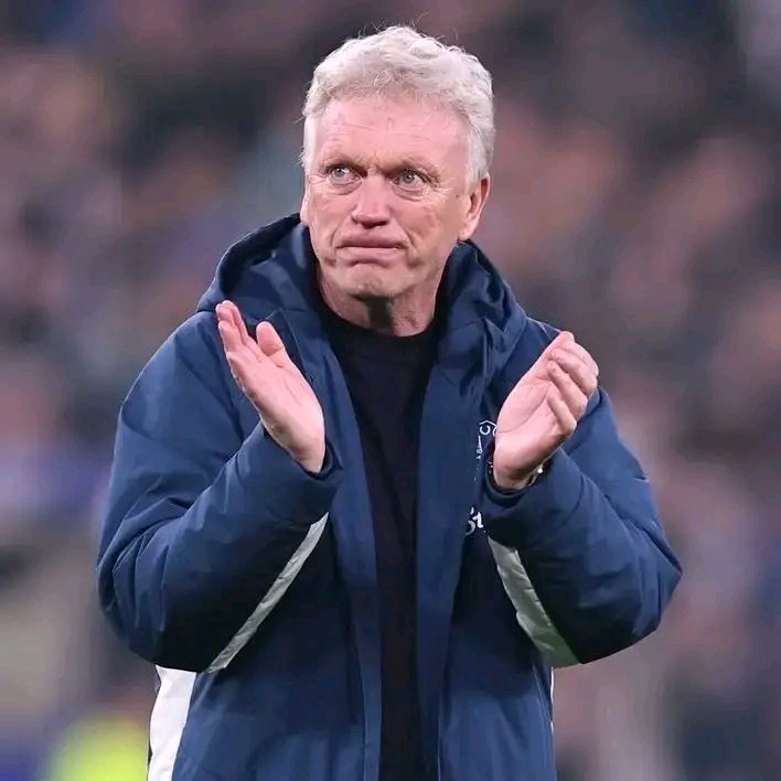 🗣️ David Moyes has sent shockwaves through the fanbase after delivering an emotional tribute to Everton F.C. supporters, calling the atmosphere at Goodison Park “unbelievable.” In a night packed with intensity and passion, Moyes admitted the fans played a decisive role, lifting the team beyond limits. Insiders say the energy could mark a turning point in Everton’s season.