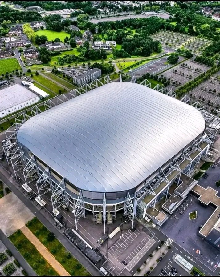 🚨 Großprojekt mit Signalwirkung: Borussia Mönchengladbach setzt mit 120-Millionen-Euro-Investition in ein hochmodernes Stadiondach neue Maßstäbe in Europa, stärkt Fan-Erlebnis durch innovative Technologien, verbesserten Komfort und nachhaltige Infrastruktur, während der Traditionsklub seine Zukunftsvision unterstreicht, wirtschaftliche Stärke demonstriert und gleichzeitig die Verbindung zu seinen leidenschaftlichen Anhängern vertieft, um langfristig sportlichen Erfolg, internationale Wettbewerbsfähigkeit und emotionale Stadionmomente auf ein völlig neues Niveau zu heben