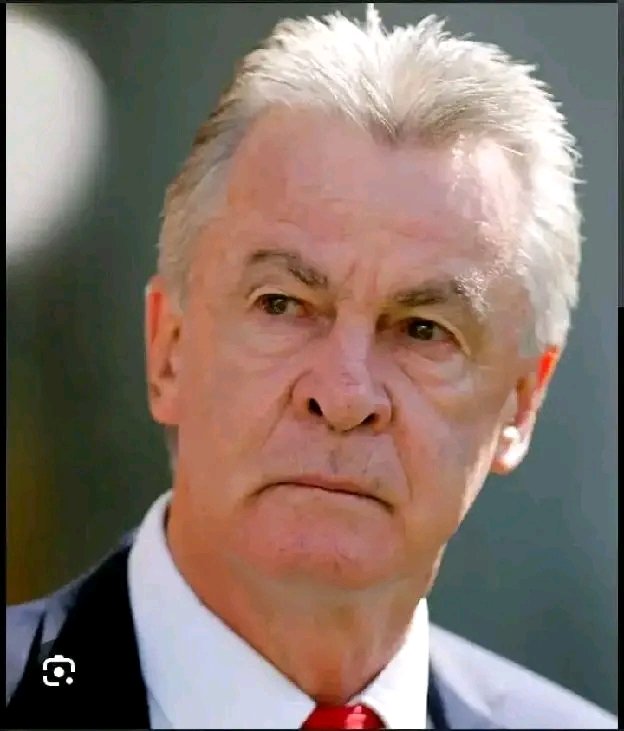 Die Fußballwelt steht still – und diesmal geht es um weit mehr als nur das Geschehen auf dem Platz. Eine Nachricht erschüttert Fans, Spieler und Verantwortliche gleichermaßen und sorgt für tiefe Betroffenheit.