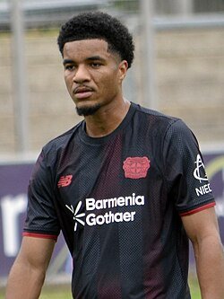 EILMELDUNG AUS LEVERKUSEN: FUSSBALLWELT UNTER SCHOCK – MALIK TILLMAN NACH PLÖTZLICHEM HERZSTILLSTAND IM TRAINING ZUSAMMENGEBROCH