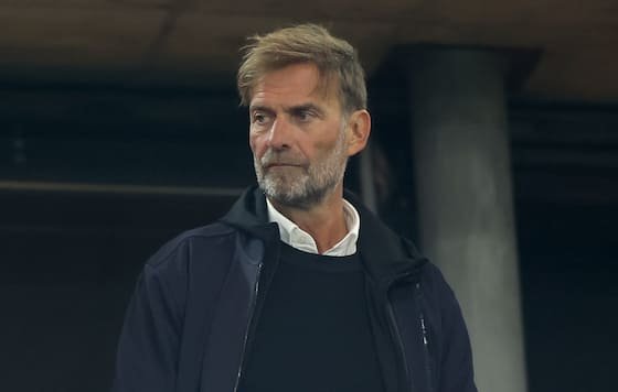 🚨😱 SCHOCKIERENDE NEWS: Ex-Trainer Jürgen Klopp soll wegen einer schweren Krankheit im Krankenhaus liegen! Schwarz-gelbe Fans versammeln sich, zünden Kerzen an und halten Banner mit der Aufschrift „Fuerza Jürgen“ 🖤💛 hoch. Spieler, Kollegen und…………………….