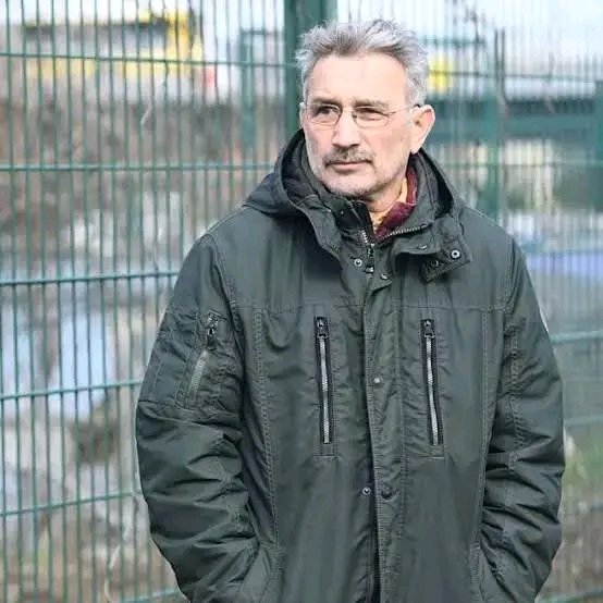 Co-Trainerin Marie-Louise Eta bestätigte offiziell die Nachricht, dass Vereinslegende Lutz Hendel zurück in die Organisation kehrt