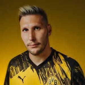 Es ist eine wahrlich herzzerreißende und erschütternde Situation, die am heutigen Morgen Schockwellen durch die gesamte Fußballgemeinschaft ausgelöst hat