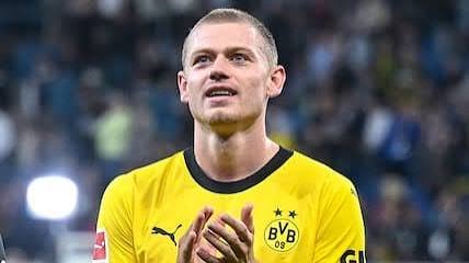 BOMBSHELL ANNOUNCEMENT: Borussia-Dortmund-Verteidiger Julian