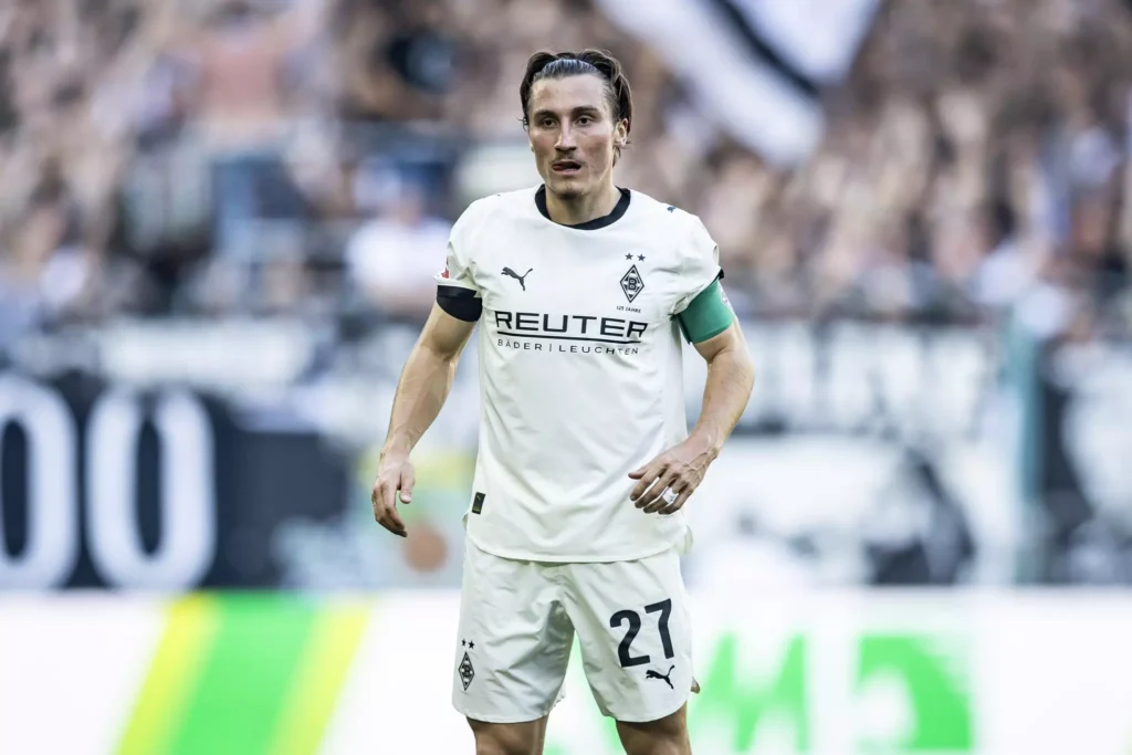 Ich möchte nicht für Borussia Mönchengladbach spielen“, sagt Rocco Reitz heute Morgen im Training nach einem Missverständnis mit