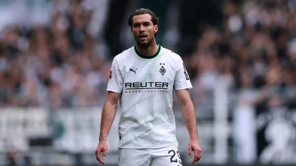 🚨 Gladbach-Star denkt an Sommer-Abgang! 🟢⚫👀 Laut Bericht will der Spieler im Sommer einen Wechsel forcieren – bei den Fohlen könnte es also Bewegung geben!..