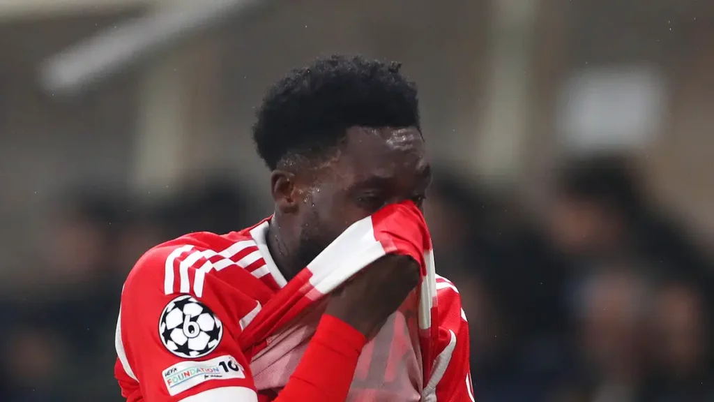 Bayern Munich besorgt über Alphonso Davies nach erneutem Verletzungsrückschlag