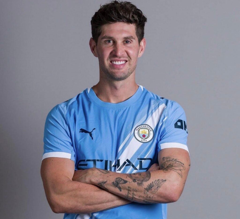 🚨 EILMELDUNG: FC Bayern Munich Prüft Überraschenden Ablösefreien Transfer Von John Stones