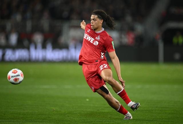 KÖLN VOR DEFENSIV-COUP! JAHMAI SIMPSON-PUSEY KURZ VOR FESTEM WECHSEL ZUM EFFZEH?